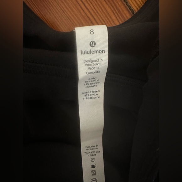Lululemon Align Tank *Gold Special Edition Black Sz 8 - Picture 3 of 4